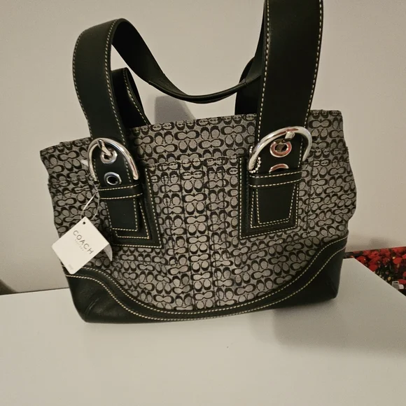 Coach Black and Gray Shoulder Bag w/ Signature Pattern With Matching Coin Purse - Picture 6 of 9